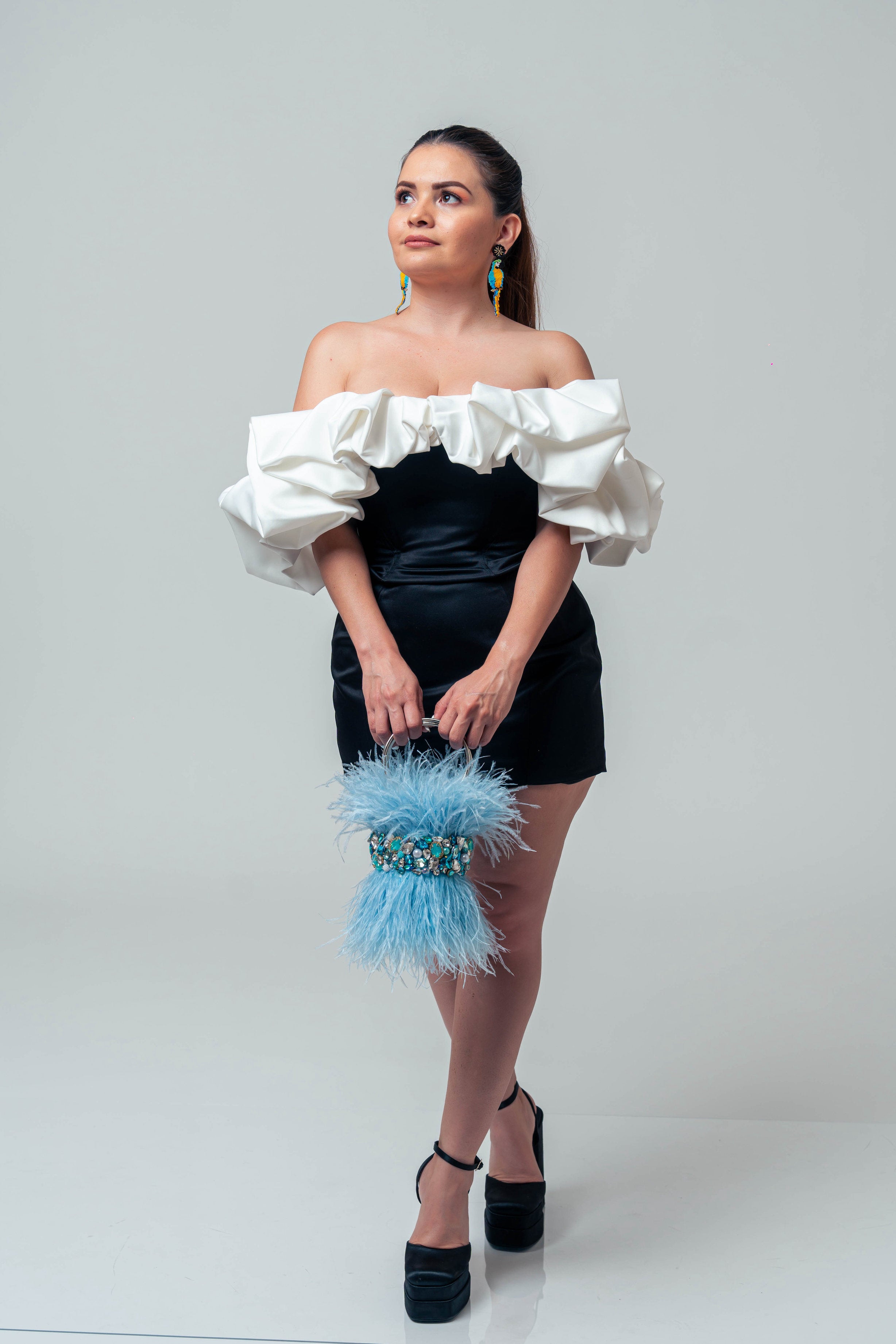 Blue Feather Luxe Bag – Claris Accesories